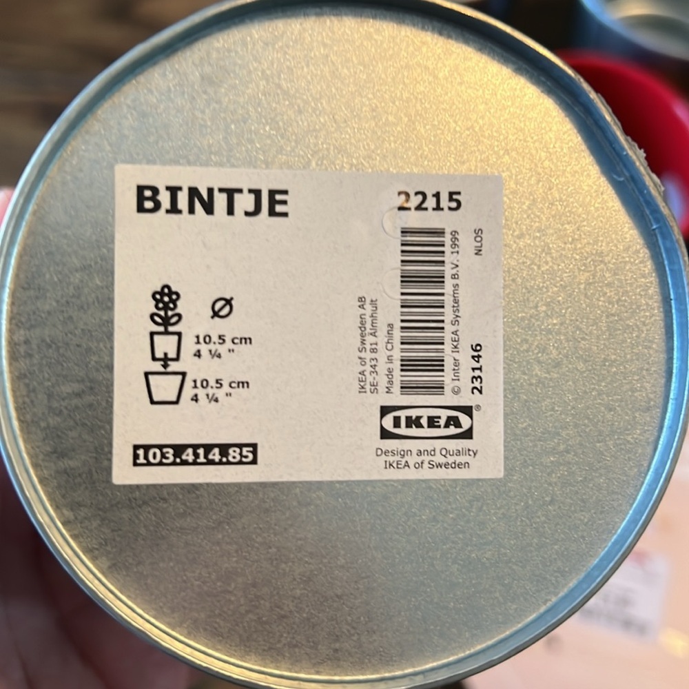 IKEA - Picture 3 of 4